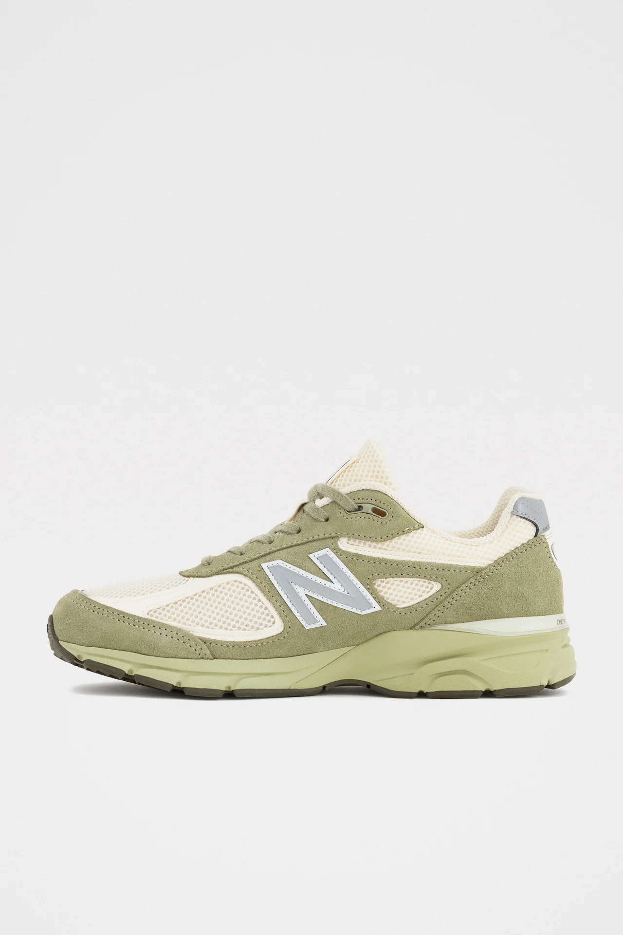 New Balance Teddy Santis Made in USA 990v4 Olive Leaf 3
